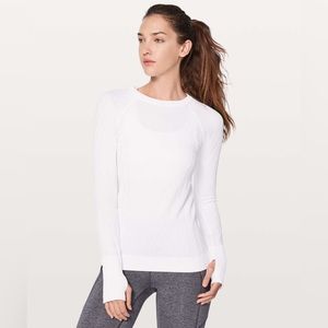 Lululemon rest less long sleeve thumbhole white size 6